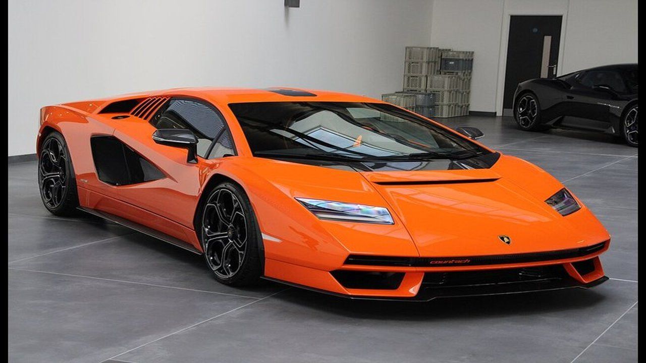 Lamborghini Countach LPI 800-4